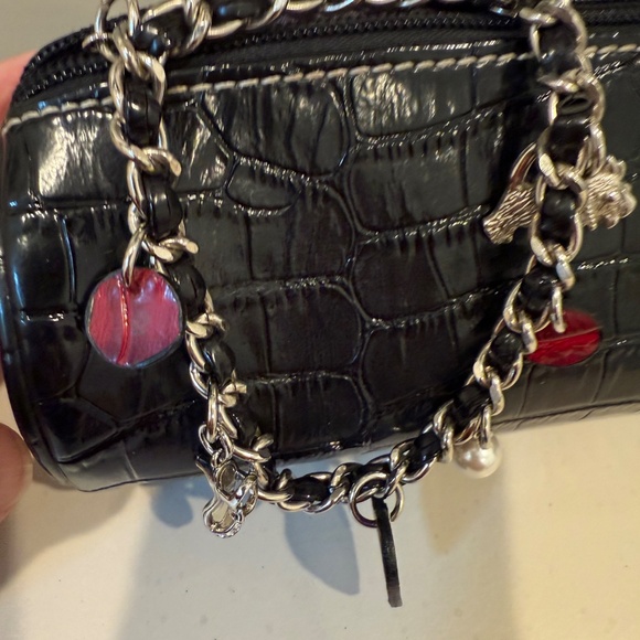 Adorable Liz Claiborne Lined ZIP Charm Bracelet Wristlet - Picture 8 of 9